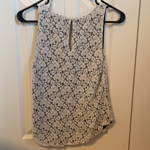ARITZIA TALULA floral tank - Picture 2 of 6